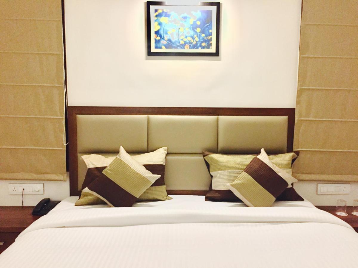 Hotel Ajmer Regency Bagian luar foto