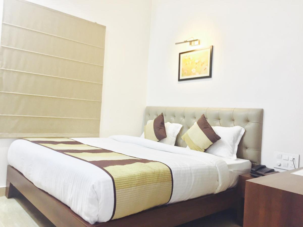 Hotel Ajmer Regency Bagian luar foto